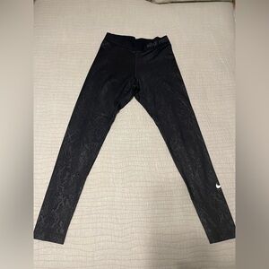 Nike Black Patterned Leggings